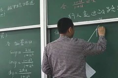 美国老师,美国教师：无私奉献，点亮学生未来