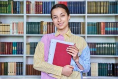 想要到凯尔文学院读本科需要准备什么?