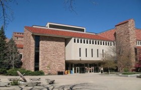 科罗拉多大学博尔德分校：学术与生活的完美融合