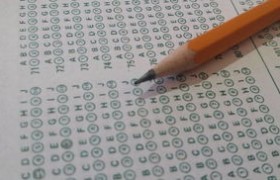 gre作文要写多少字,GRE作文考试秘诀：写出满分作文的秘密武器