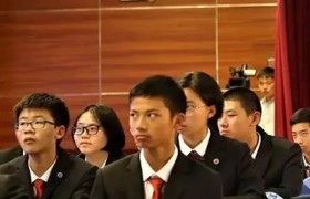 国际高中和普通高中有什么不同,国际高中与普通高中：教育的两大探索路径