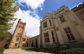 墨尔本大学研究生：挑战传统，探索未知