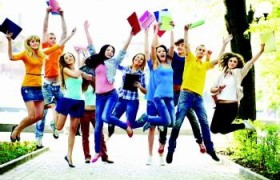 加拿大留学生告诉你：留学并非遥不可及，这些秘诀让你轻松融入异国文化！