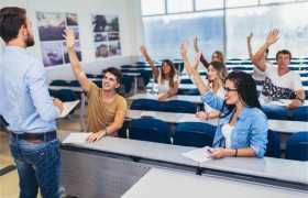 美国留学传媒专业申请条件