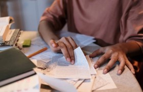 2024年哪个文科专业女生就业前景好？哪些专业比较热门？