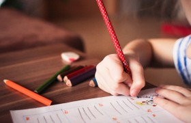 新东方烹饪学校学习一学期需要多少钱？